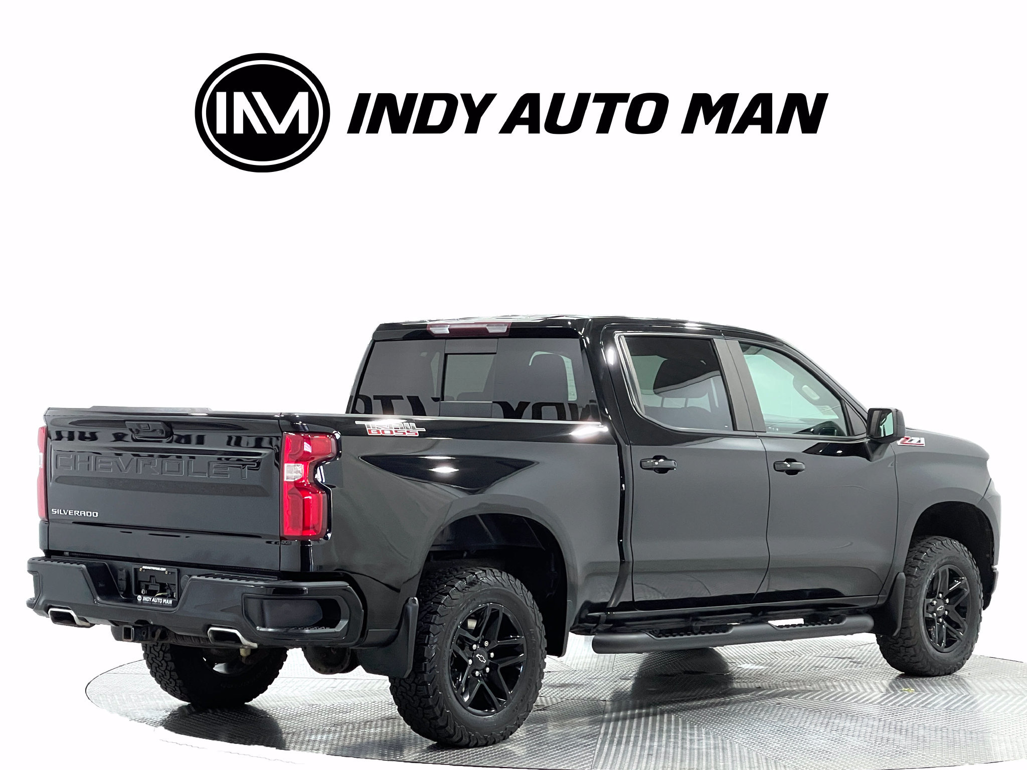 Used 2019 Chevrolet Silverado 1500 LT Trail Boss AWD/4WD image 4