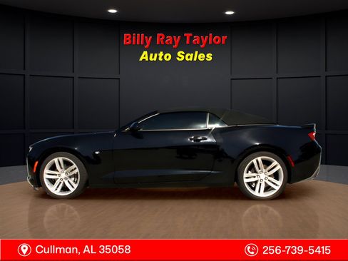 Used 2016 Chevrolet Camaro SS image 2