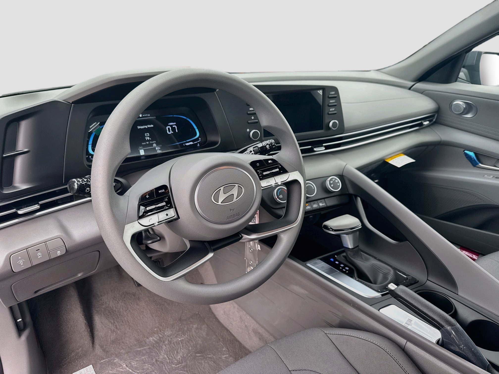 New 2026 Hyundai Elantra SE FWD image 7