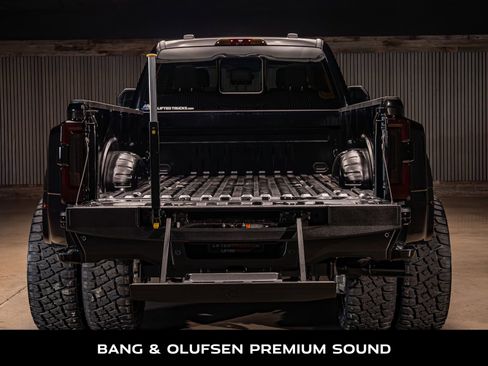 Used 2026 Ford F450 Platinum w/ Platinum Plus Package image 9