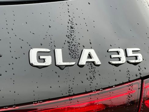New 2026 Mercedes-Benz GLA 35 AMG 4MATIC image 12