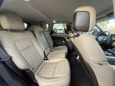 Used 2019 Land Rover Range Rover Sport SE AWD/4WD image 41