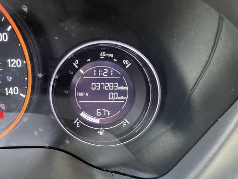 Used 2022 Honda HR-V LX image 15