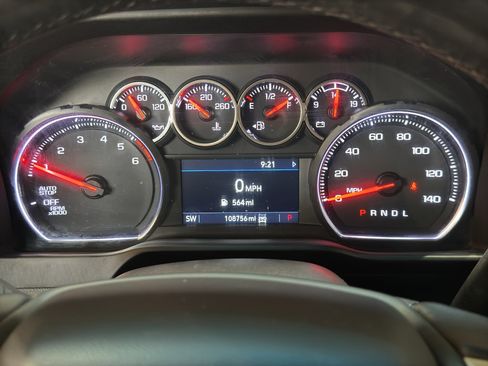 Used 2022 Chevrolet Silverado 1500 RST AWD/4WD image 28
