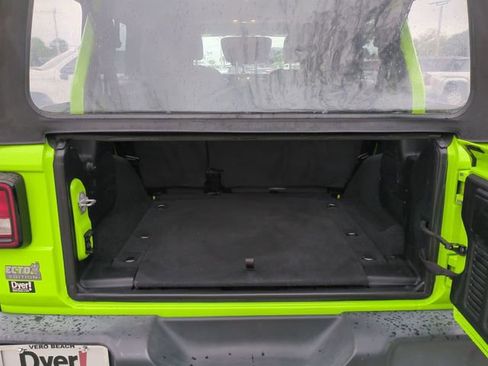 Used 2021 Jeep Wrangler Unlimited Sport AWD/4WD image 13