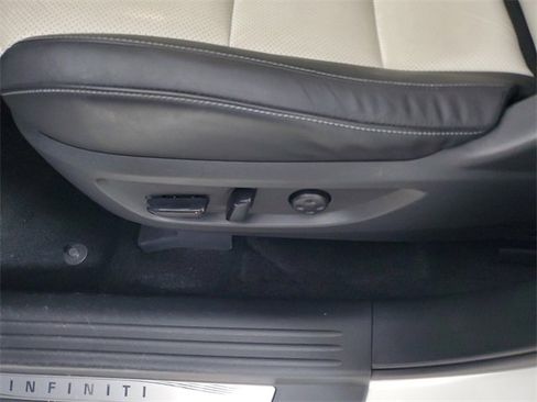 Used 2023 INFINITI QX55 Luxe w/ Cargo Package image 23