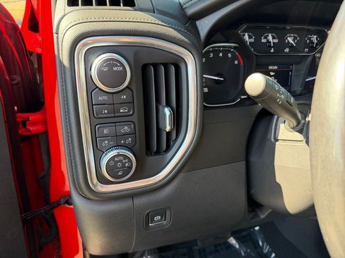 Used 2020 GMC Sierra 1500 Elevation w/ Elevation Value Package AWD/4WD image 19