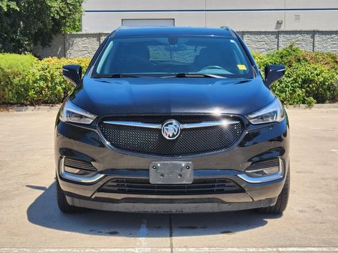 Used 2021 Buick Enclave Essence w/ Sport Touring Edition FWD image 2