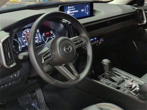 Used 2025 MAZDA CX-50 AWD 2.5 Hybrid w/ Premium Pkg image 10