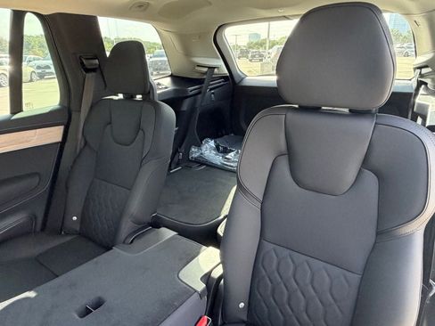 New 2026 Volvo XC90 T8 Plus w/ Protection Package Premier AWD/4WD image 23