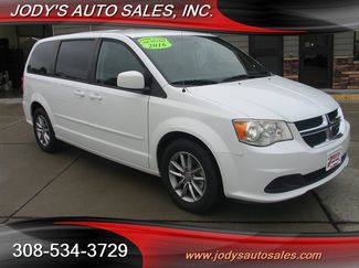 Used 2016 Dodge Grand Caravan SE image 1