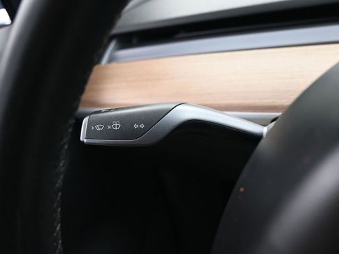 Used 2018 Tesla Model 3 Long Range RWD image 19