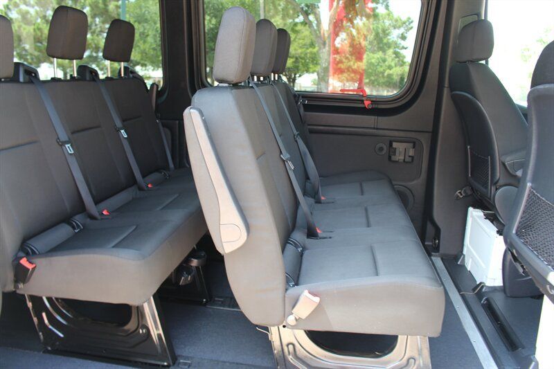 Used 2024 Mercedes-Benz Sprinter 2500 image 16