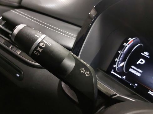 Used 2023 INFINITI QX60 Luxe w/ Performance Audio Package FWD image 27