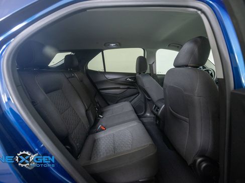 Used 2021 Chevrolet Equinox LT FWD image 34