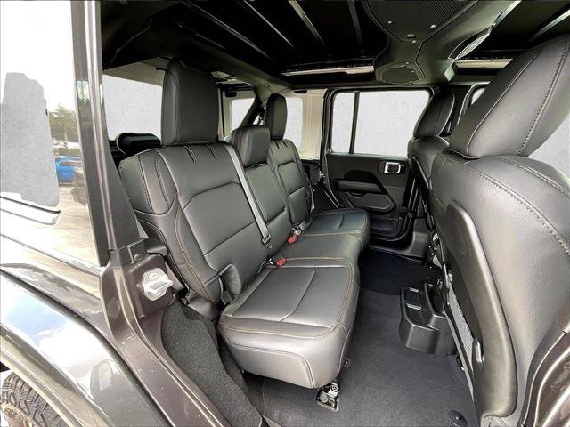 New 2027 Jeep Wrangler Unlimited Sahara AWD/4WD image 24