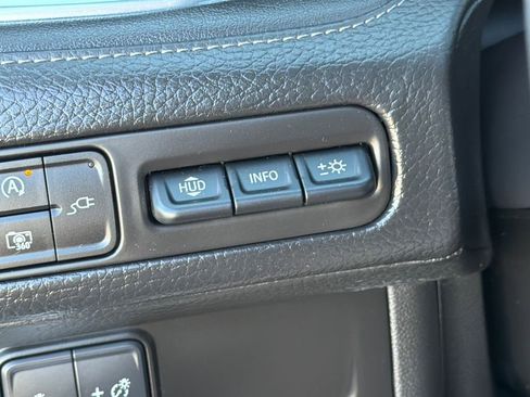 Used 2022 GMC Yukon Denali image 29