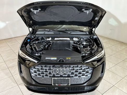 New 2025 Audi Q5 Premium Plus image 14