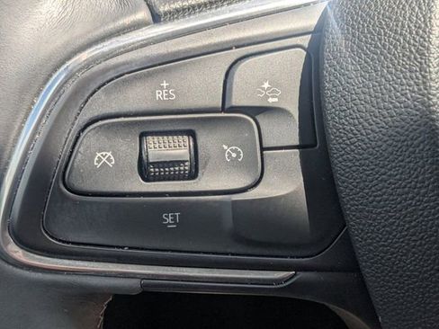 Used 2022 Buick Encore GX Select w/ Sport Touring Package image 24