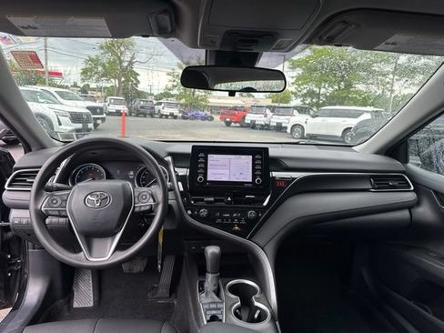 Used 2022 Toyota Camry LE AWD/4WD image 20