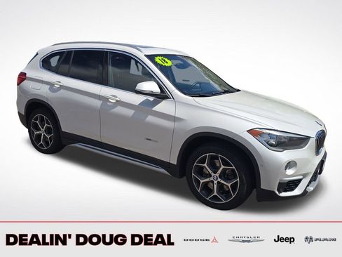Used 2018 BMW X1 xDrive28i AWD/4WD image 8