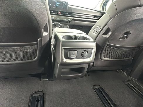 New 2026 Kia Carnival SX w/ SX Dark Edition Package FWD image 41
