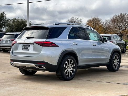 Used 2025 Mercedes-Benz GLE 450e 4MATIC image 8