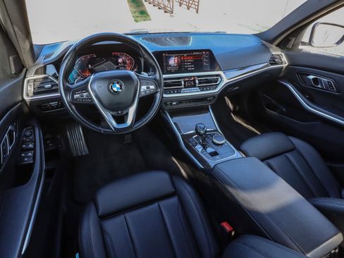 Used 2019 BMW 330i xDrive 330i xDrive w/ Convenience Package image 27