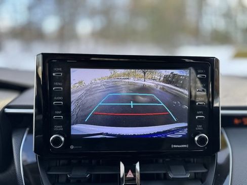 Used 2021 Toyota Corolla LE w/ Carpet Mat Package (TMS) image 10