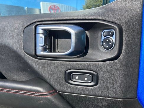 Used 2024 Jeep Wrangler Unlimited Rubicon image 14