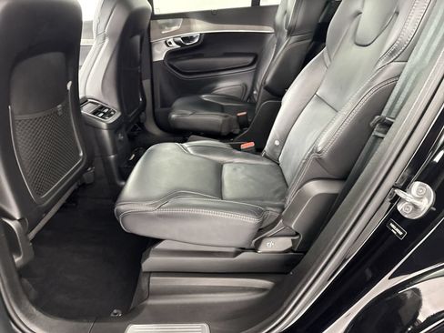 Used 2022 Volvo XC90 T8 Inscription w/ Advanced Package AWD/4WD image 22