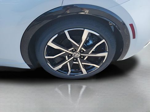 New 2026 Toyota Prius Plug-In Hybrid FWD image 30
