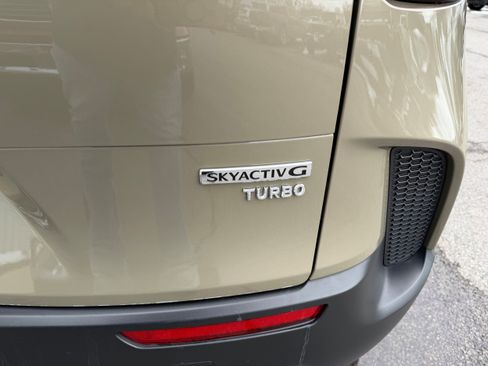 Used 2025 MAZDA CX-50 Meridian Edition w/ Apex Package image 28