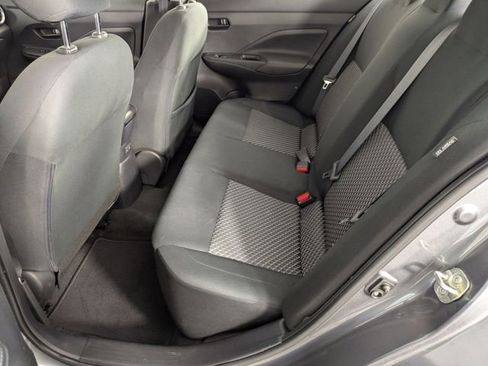 Used 2021 Nissan Versa S FWD image 23