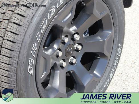 Used 2021 RAM 1500 Big Horn image 40