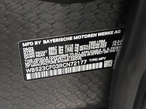 Used 2024 BMW iX xDrive50 w/ Sport Package AWD/4WD image 34