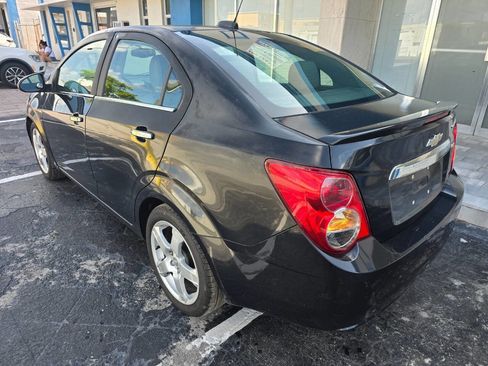 Used 2015 Chevrolet Sonic LTZ FWD image 4