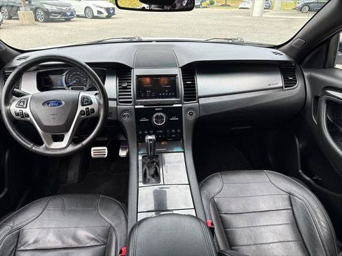 Used 2013 Ford Taurus SHO AWD/4WD image 23