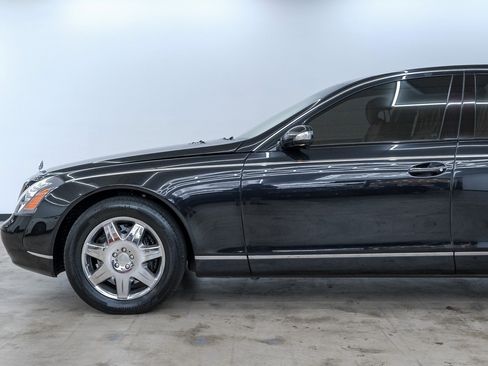 Used 2005 Maybach 57 image 9