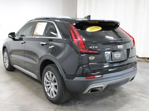 Used 2020 Cadillac XT4 Premium Luxury FWD image 7