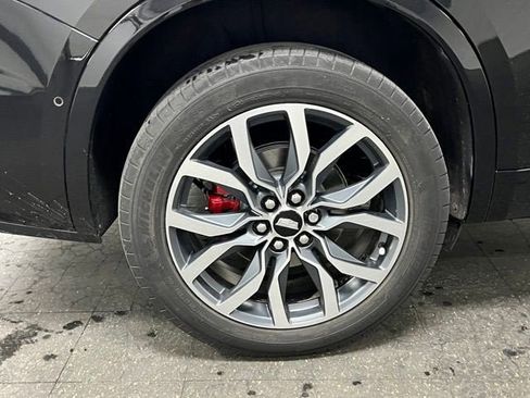 Certified 2023 Cadillac XT6 Sport w/ Platinum Package AWD/4WD image 12