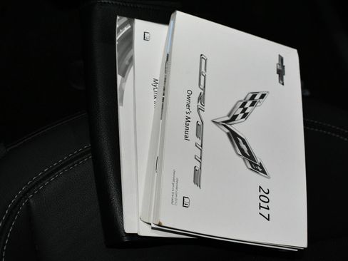 Used 2017 Chevrolet Corvette Z06 w/ Z07 Performance Package image 98