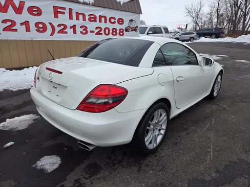 Used 2009 Mercedes-Benz SLK 300 image 5