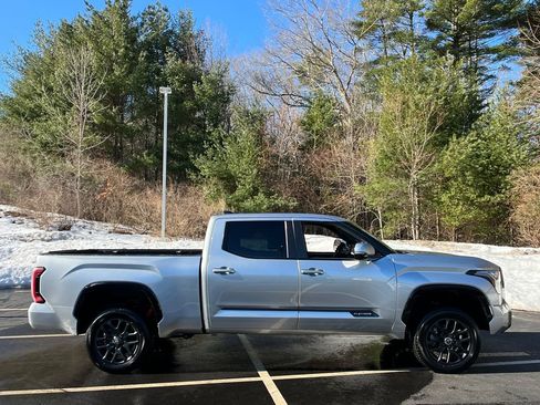Used 2024 Toyota Tundra Platinum image 6