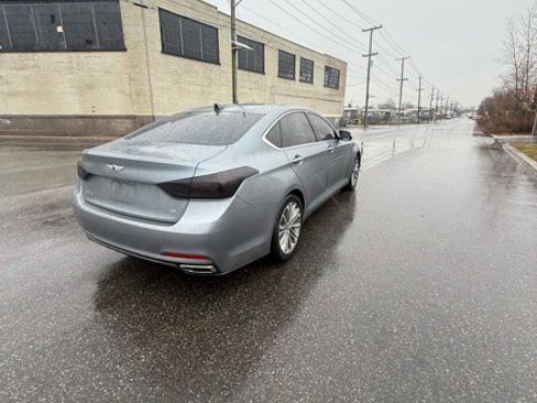 Used 2015 Hyundai Genesis 3.8 image 11
