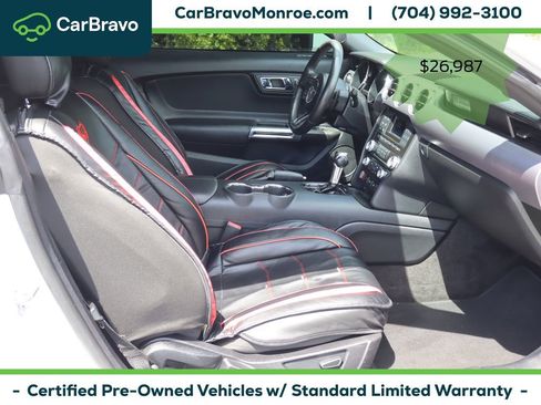 Used 2017 Ford Mustang GT w/ Black Accent Package RWD image 34