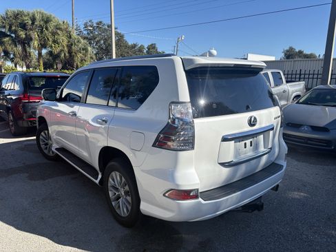 Used 2020 Lexus GX 460 Premium image 14