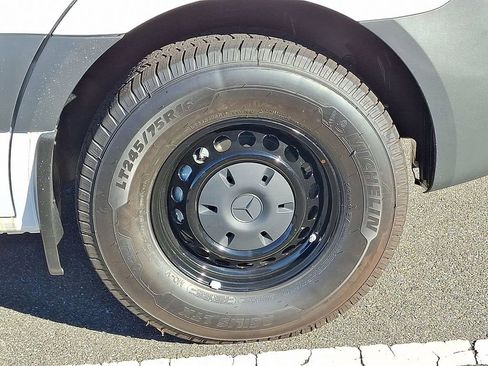 New 2025 Mercedes-Benz Sprinter 2500 image 5