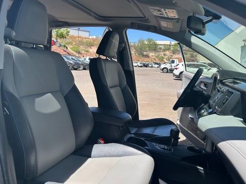 Used 2013 Toyota RAV4 Limited image 12