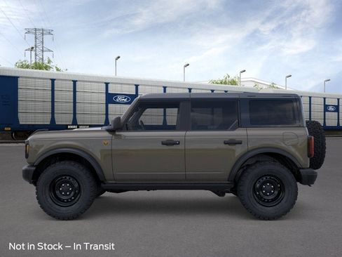 New 2026 Ford Bronco Badlands AWD/4WD image 3
